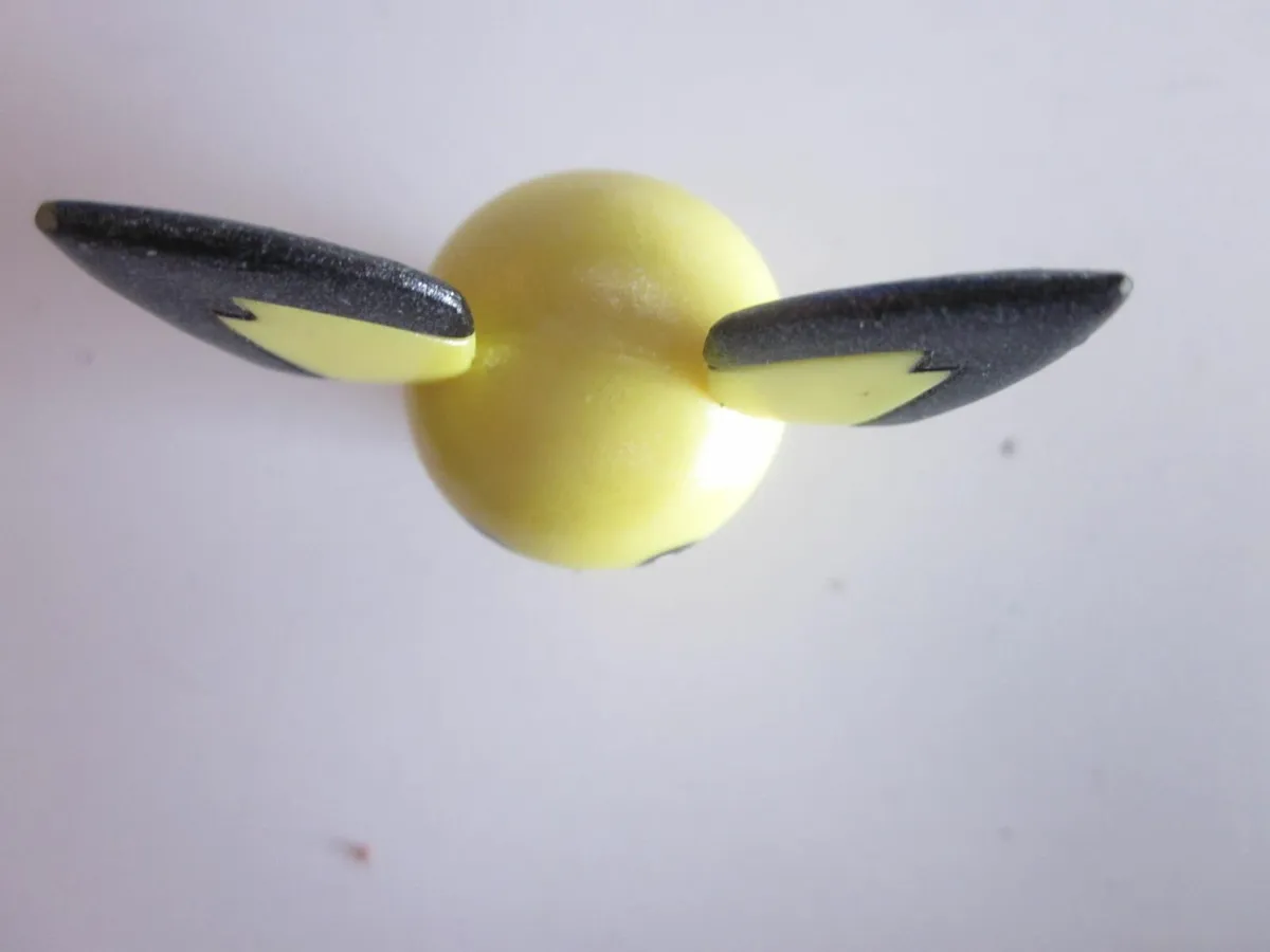 Pokermon Pichu Metallic Mini Figure - Image 3