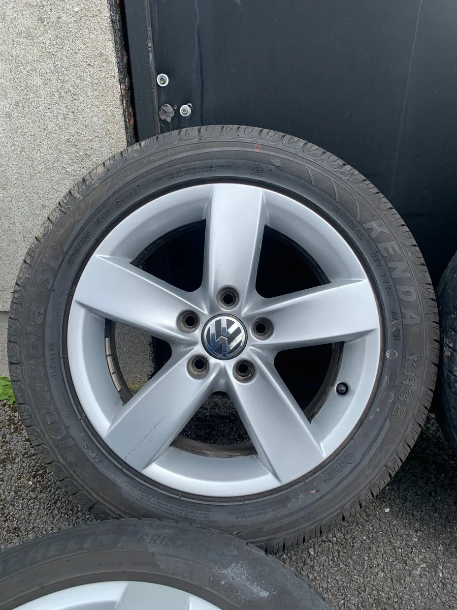 **16 inch genuine vw alloys 5x112 new tyres** - Image 3