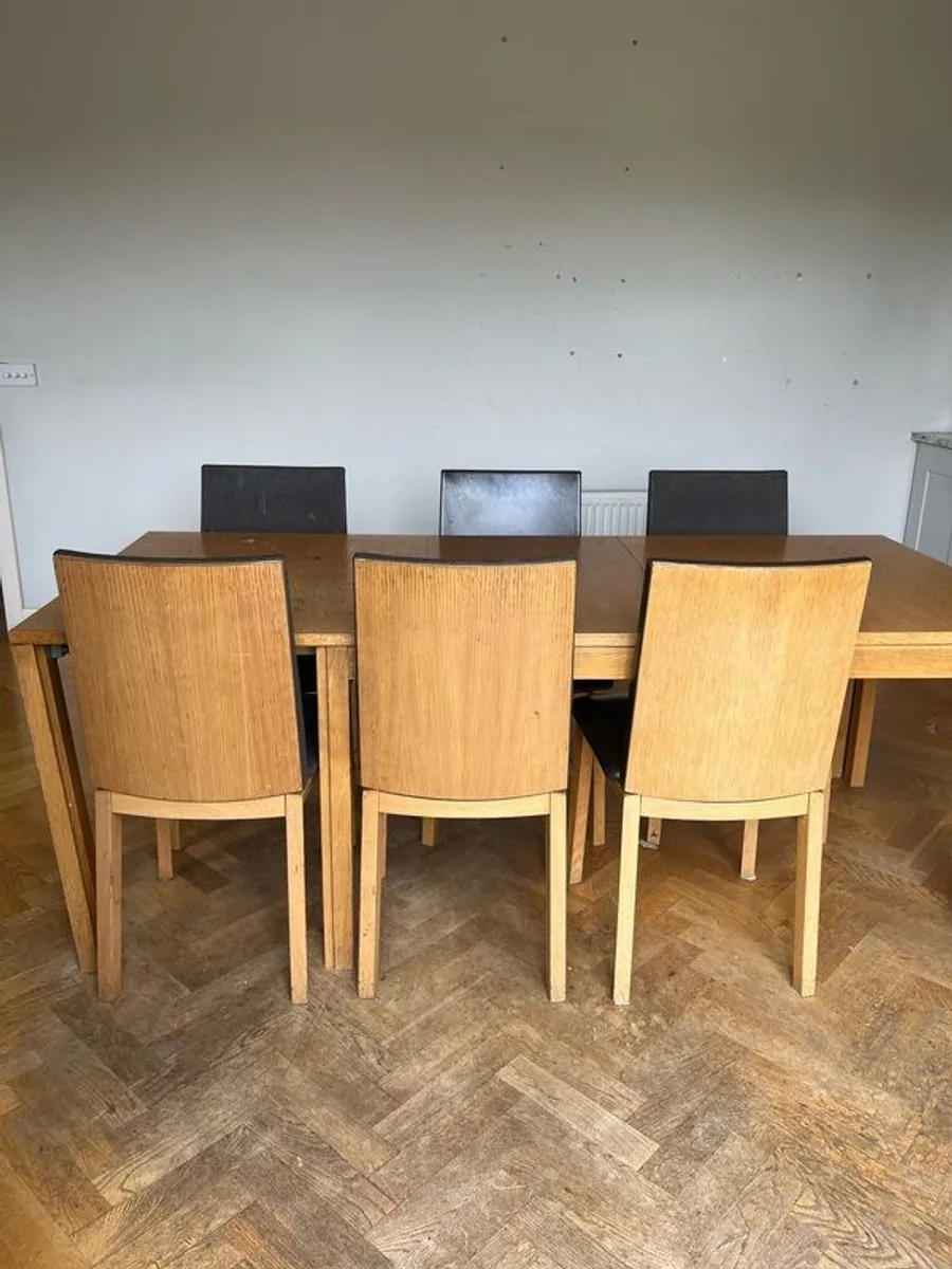 Dining table & 6 chairs - Image 4