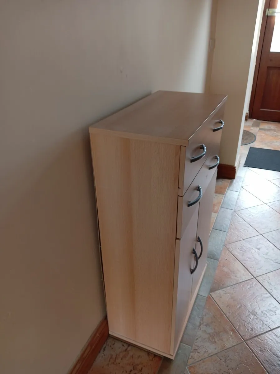 Cabinet - Image 2