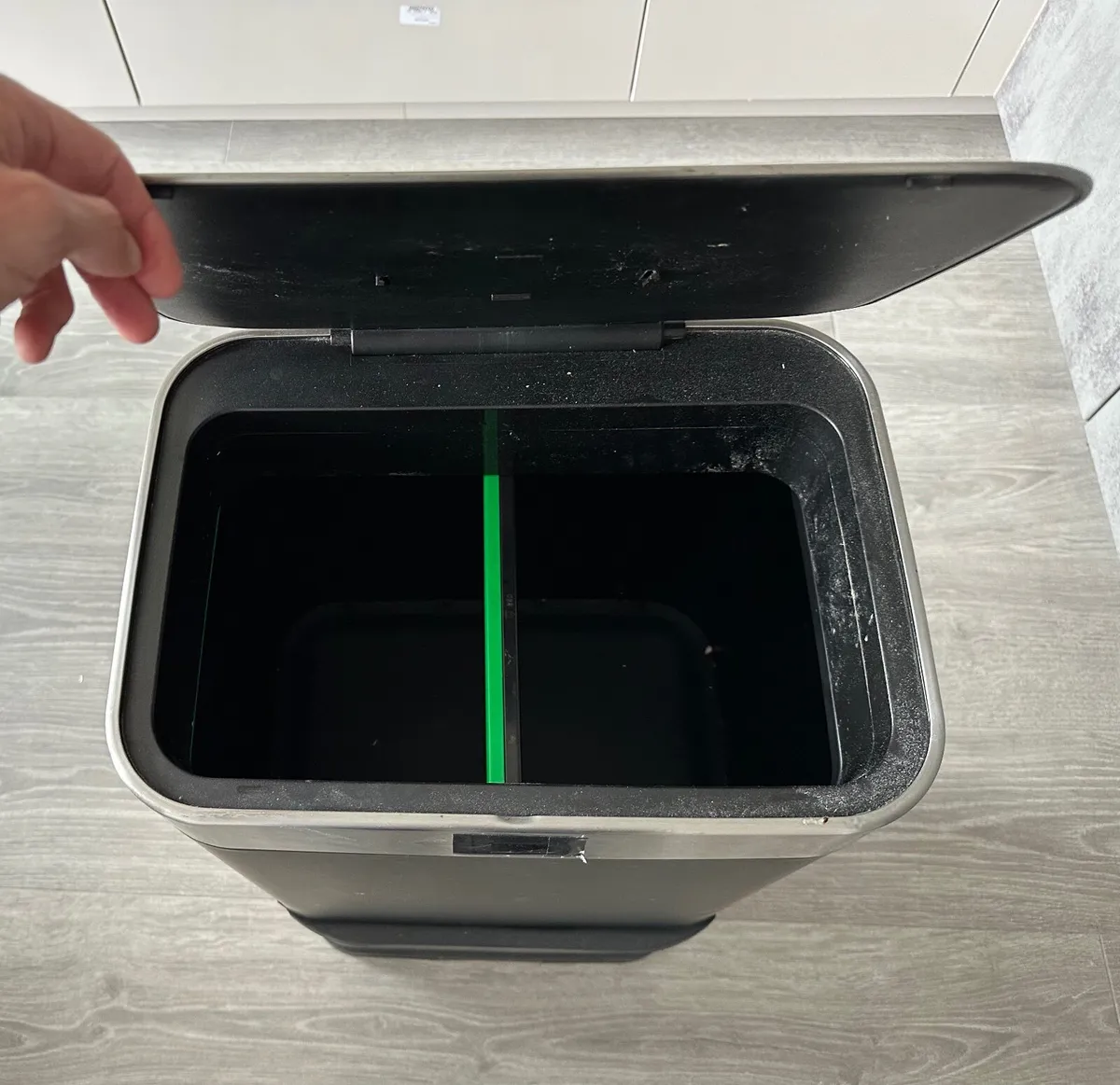 Motion sensor bin - Image 2