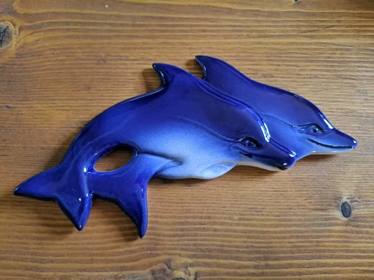 Dolphin decorative plaque - Image 1