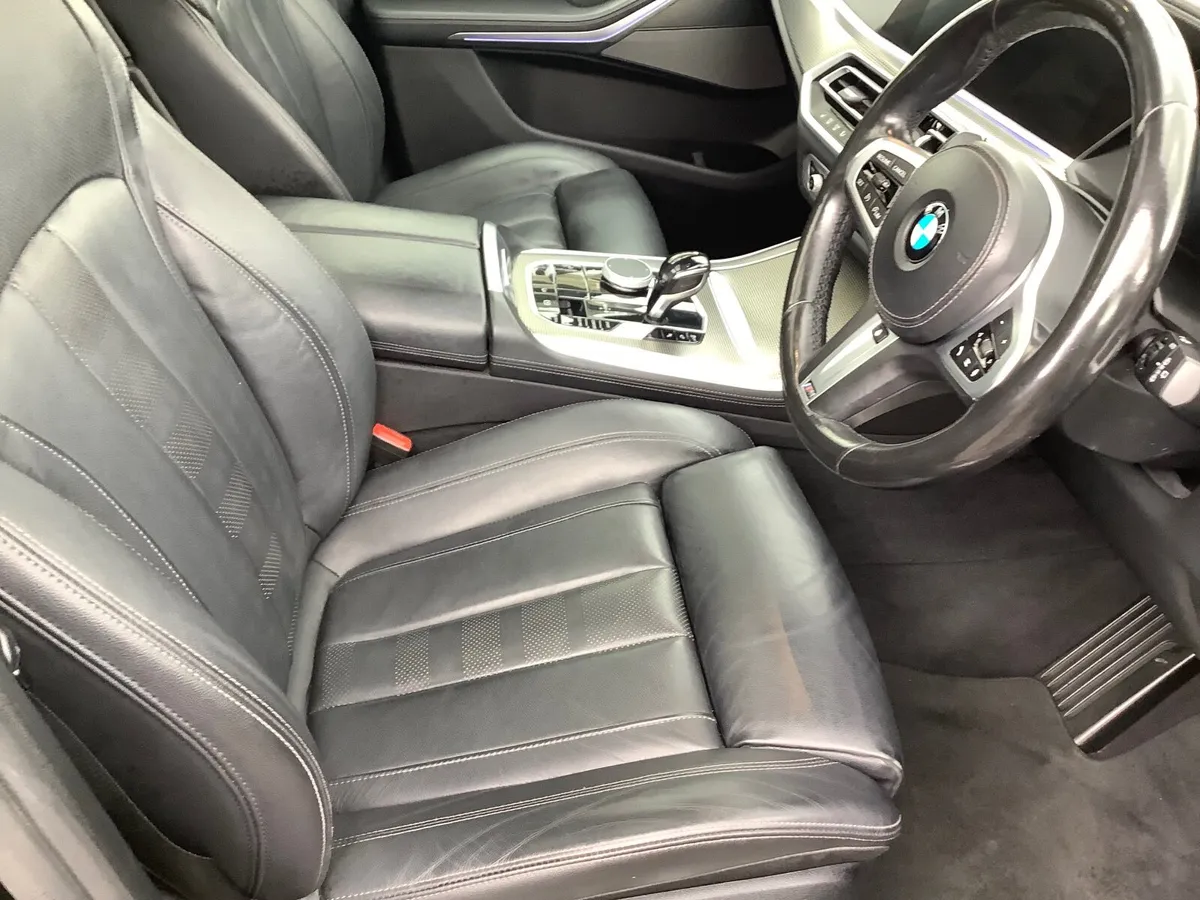 BMW X5 2021 - Image 2