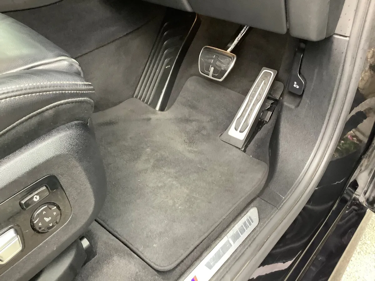 BMW X5 2021 - Image 4