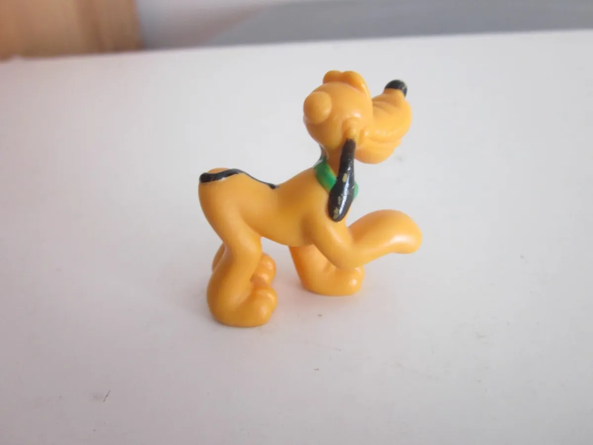 Disney  Pluto Walking Figure 2" - Image 2