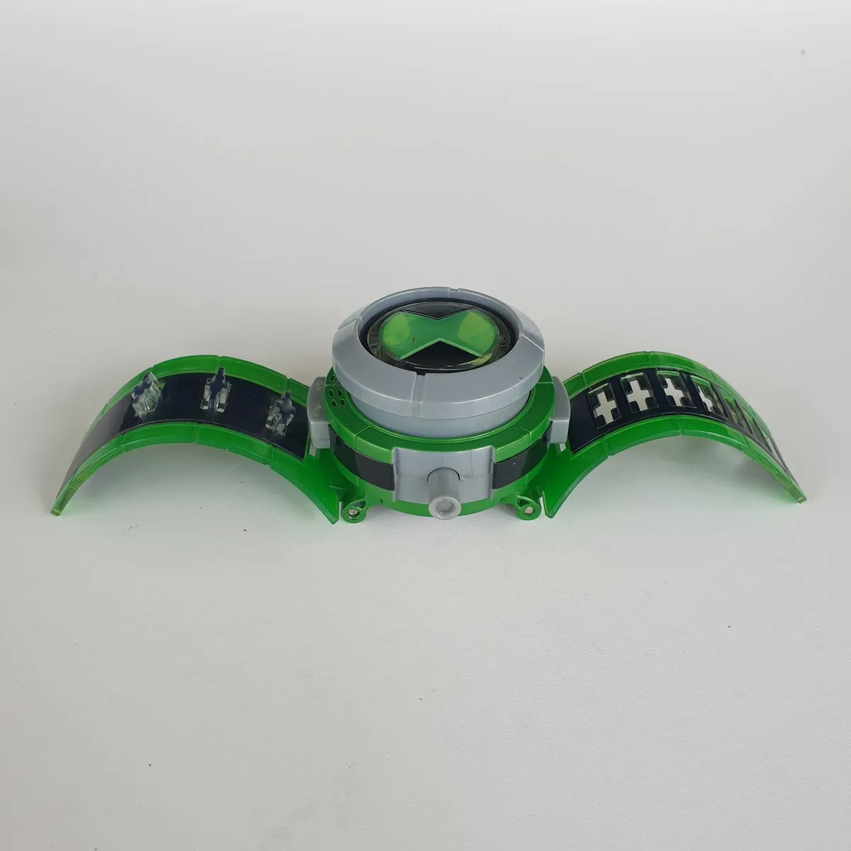 Ben 10 2008 ultimate Omnitrix watch 7 crystals - Image 3