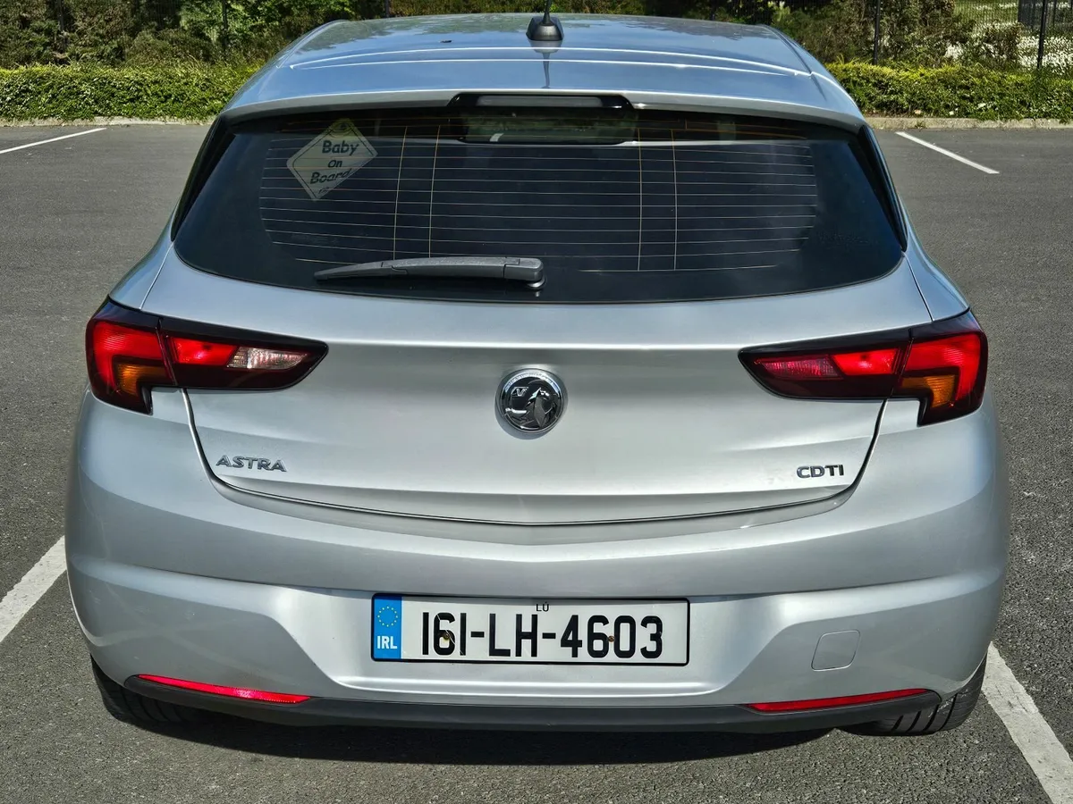 Vauxhall Astra SRI 2016 - Image 3
