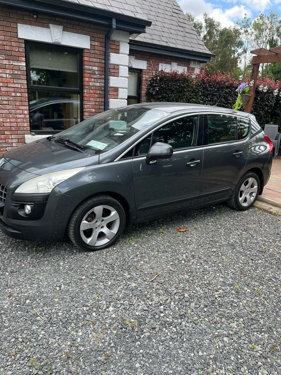 Peugeot 3008 - Image 1