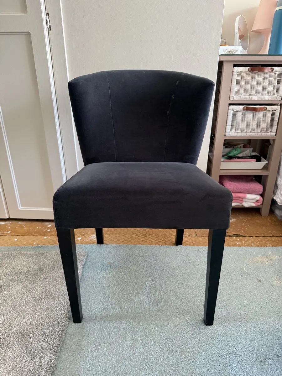 Suede chair - Image 4