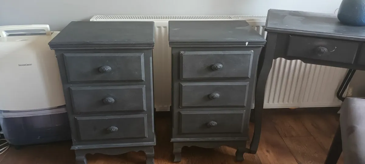 Bedside lockers - Image 2