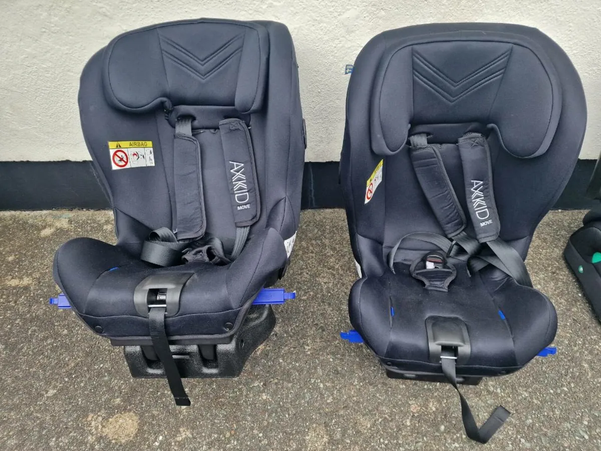 Axkid Move ERF Carseat - Image 1