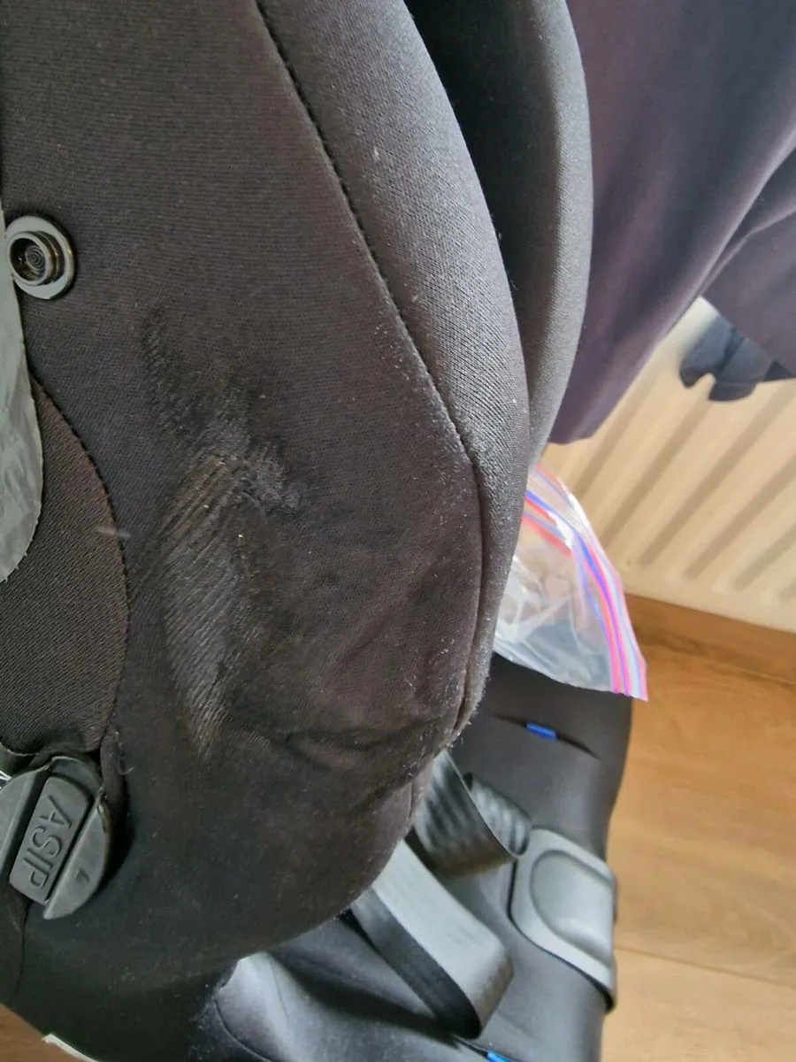 Axkid Move ERF Carseat - Image 4