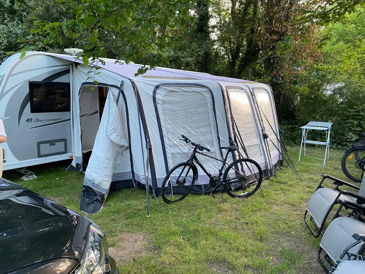 Caravan awning - Image 2