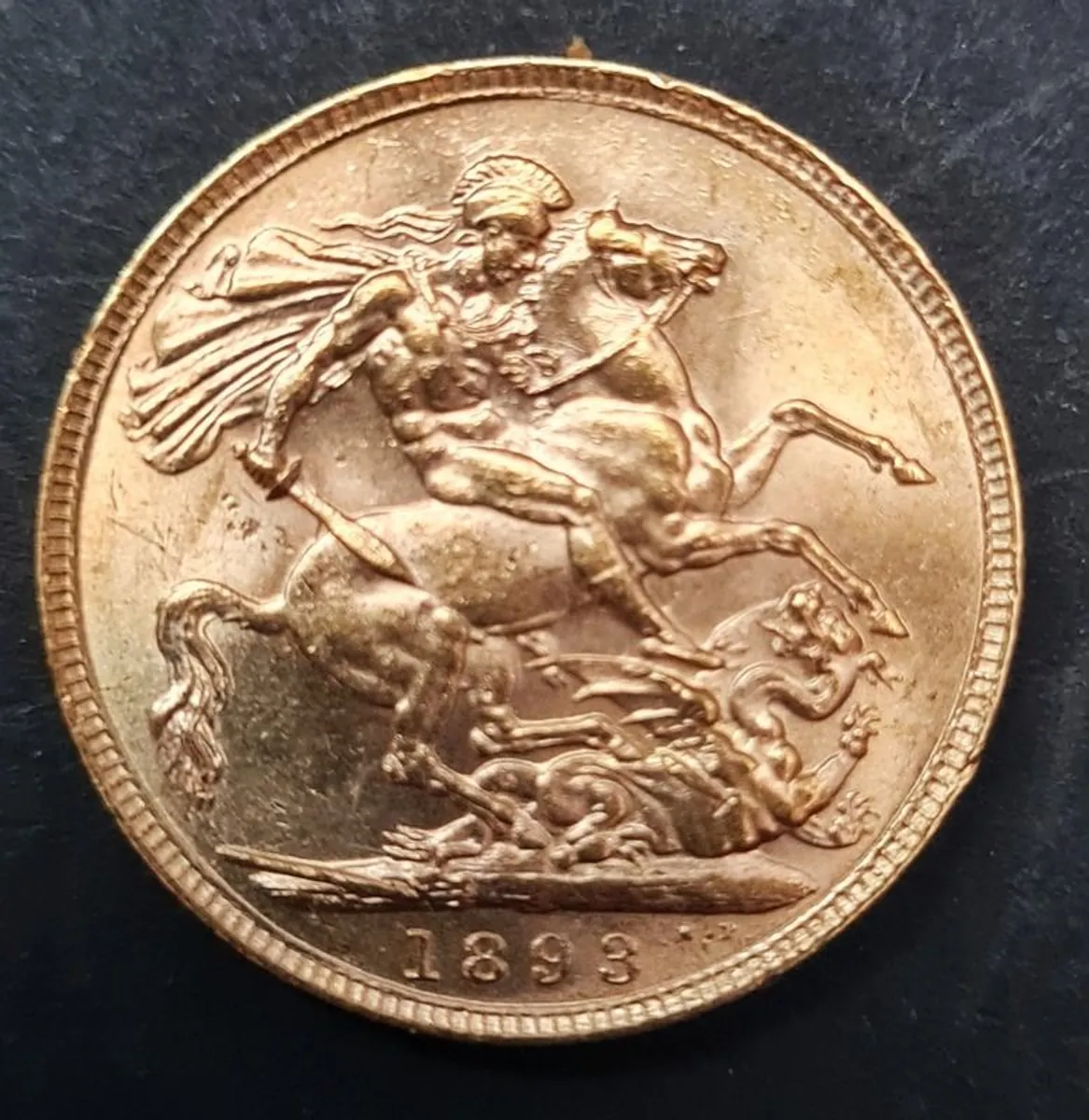 1893 London Gold Full Sovereign Coin Queen Victoria Old Head Excellent condition - Image 2