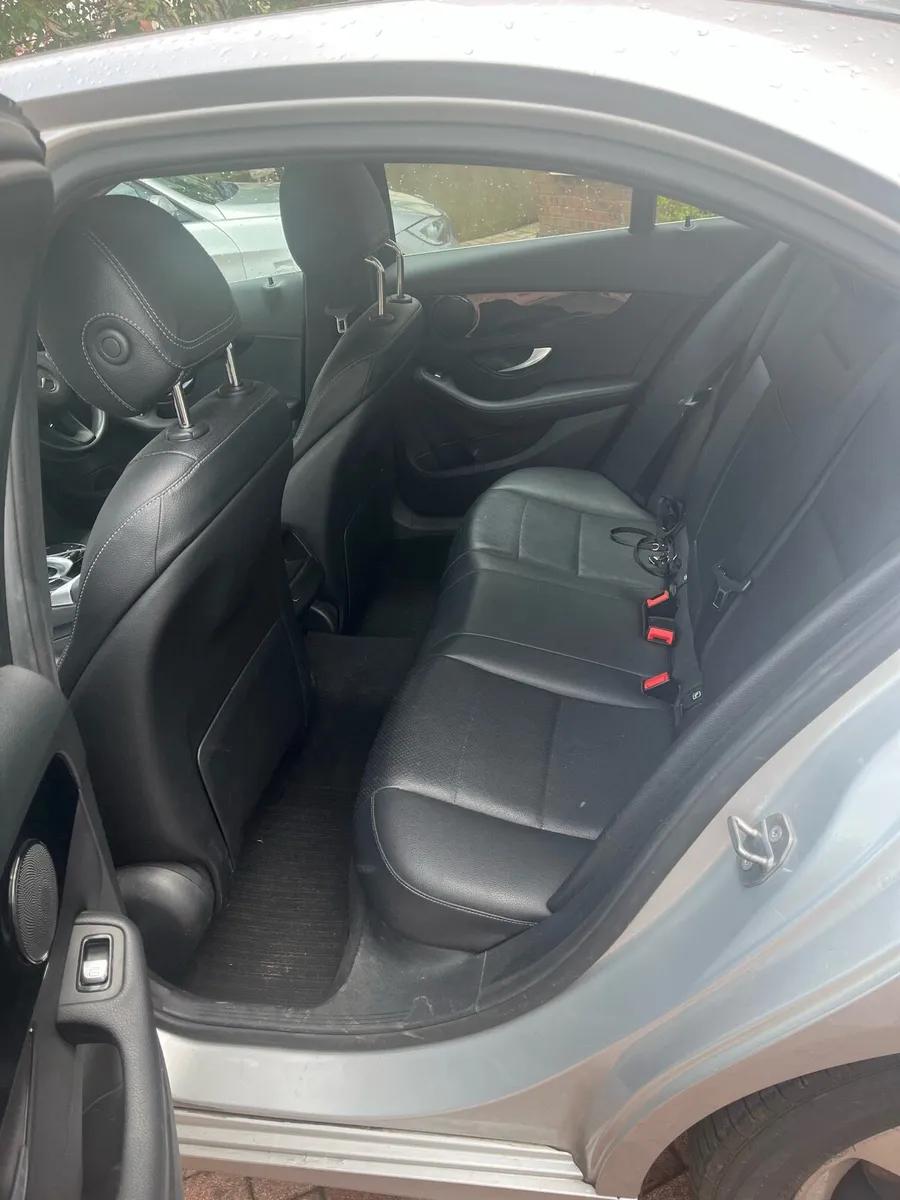 Mercedes C220d - Image 3