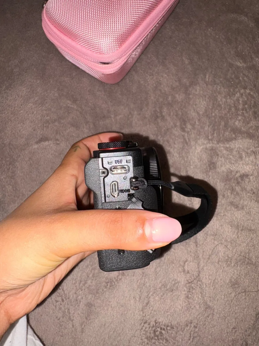 Canon G7 X Mark III - Image 4