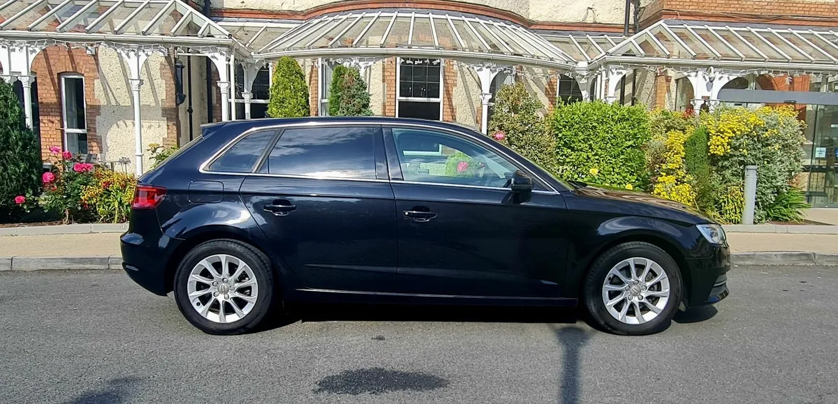 Only 75,000km - Stunning Audi A3 1.4 Automatic - Image 4