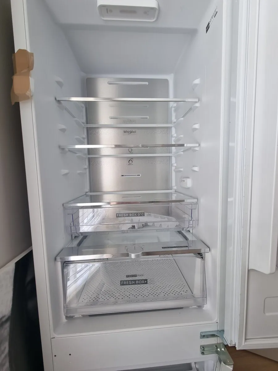 Fridge freezer - Image 4