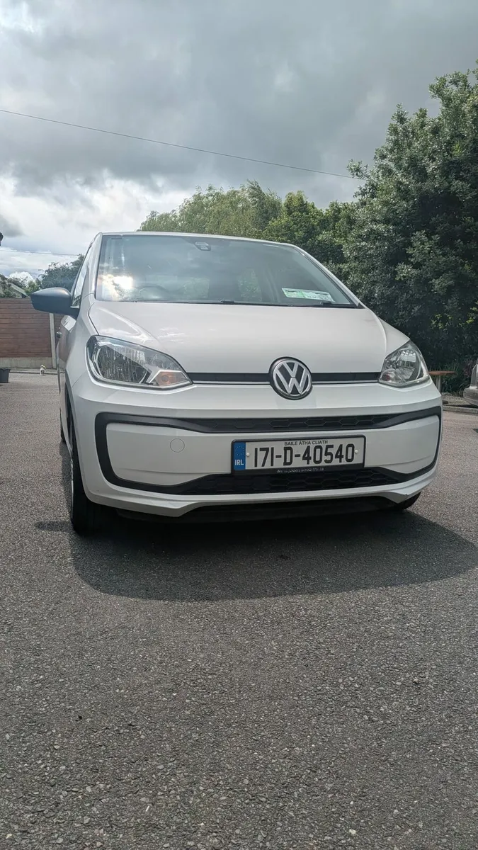 Car - Image 1