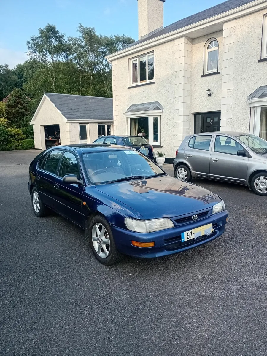 E10. '97 Irish Car.  136k ml's. NCT 23/ 6/2026. - Image 1