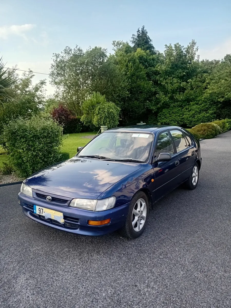 E10. '97 Irish Car.  136k ml's. NCT 23/ 6/2026. - Image 2