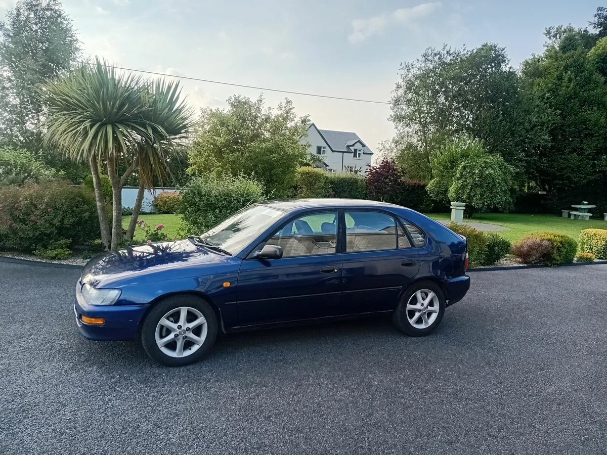 E10. '97 Irish Car.  136k ml's. NCT 23/ 6/2026. - Image 3