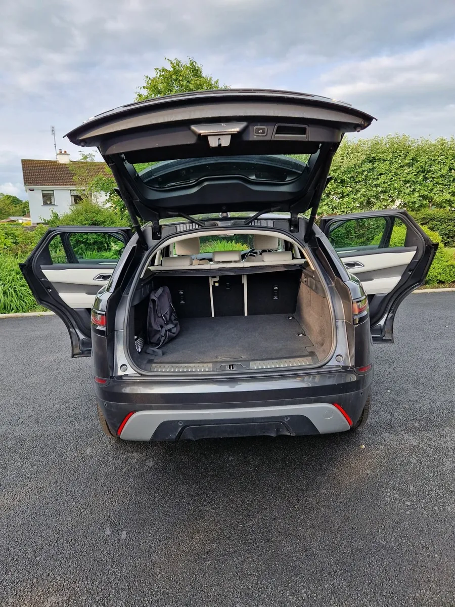 Land Rover Range Rover Velar 2021 - Image 4