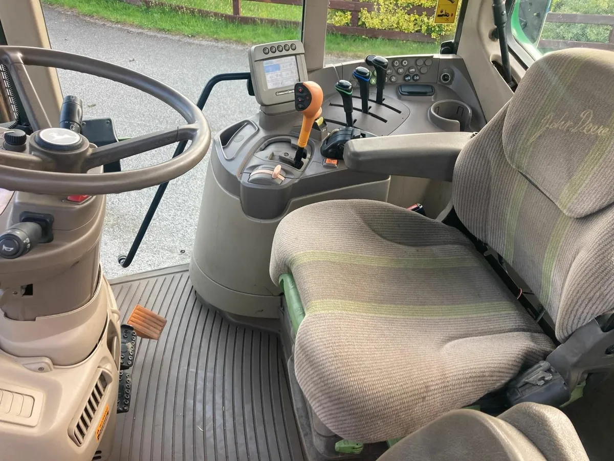 2010 John Deere 6930 - Image 4