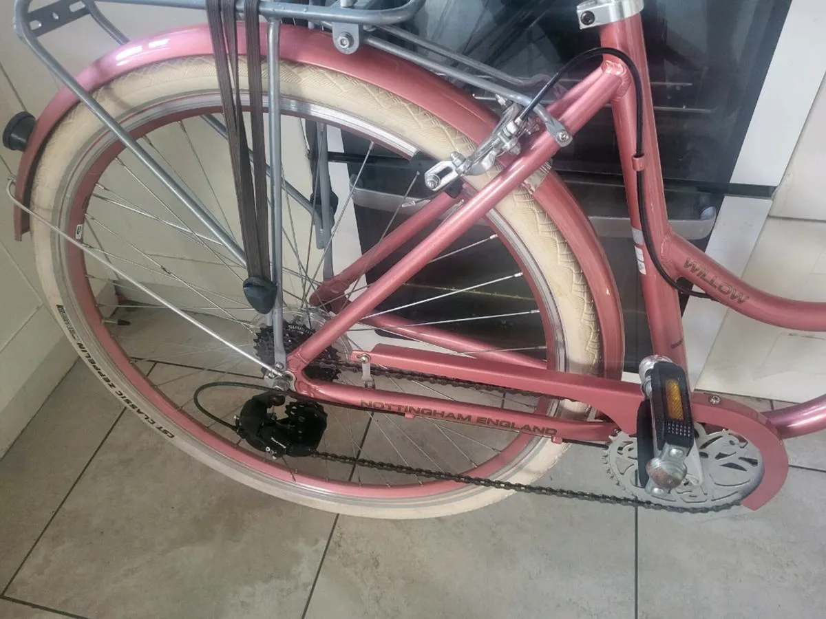 Ladies raleigh like new - Image 2