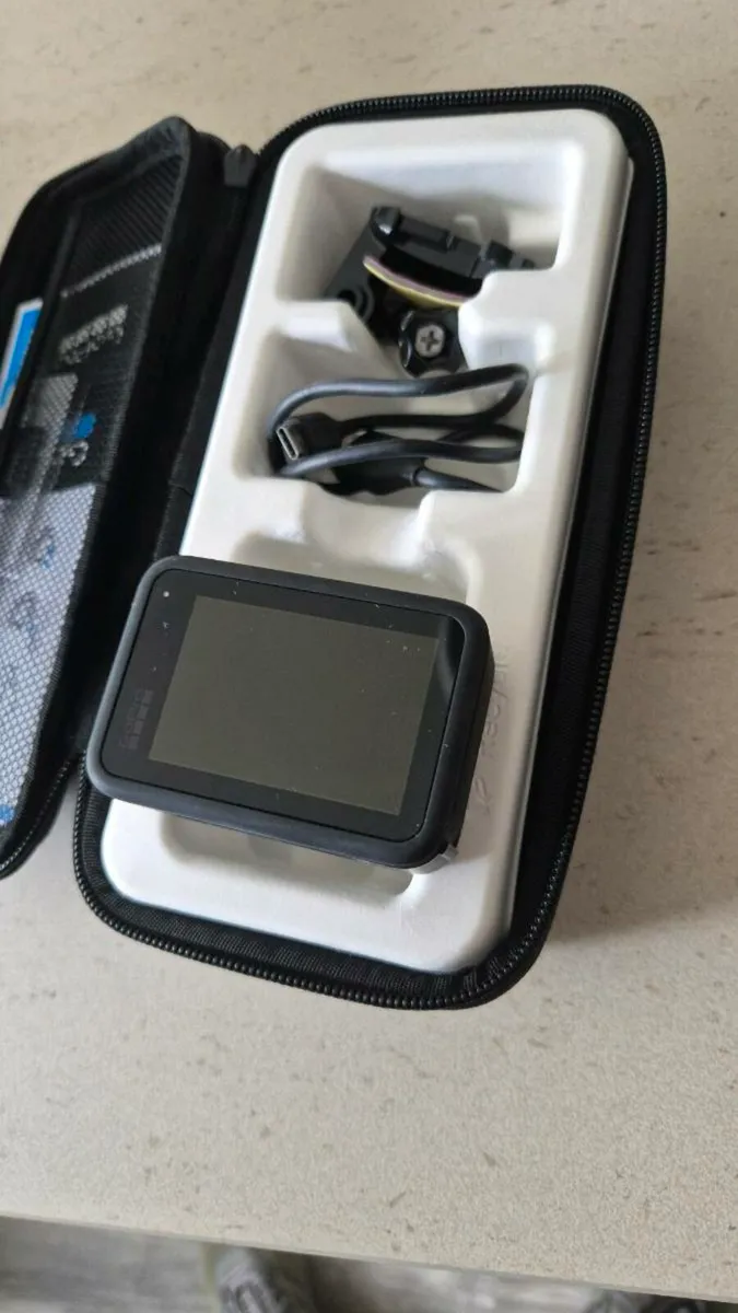 Go pro hero 11 black - Image 3