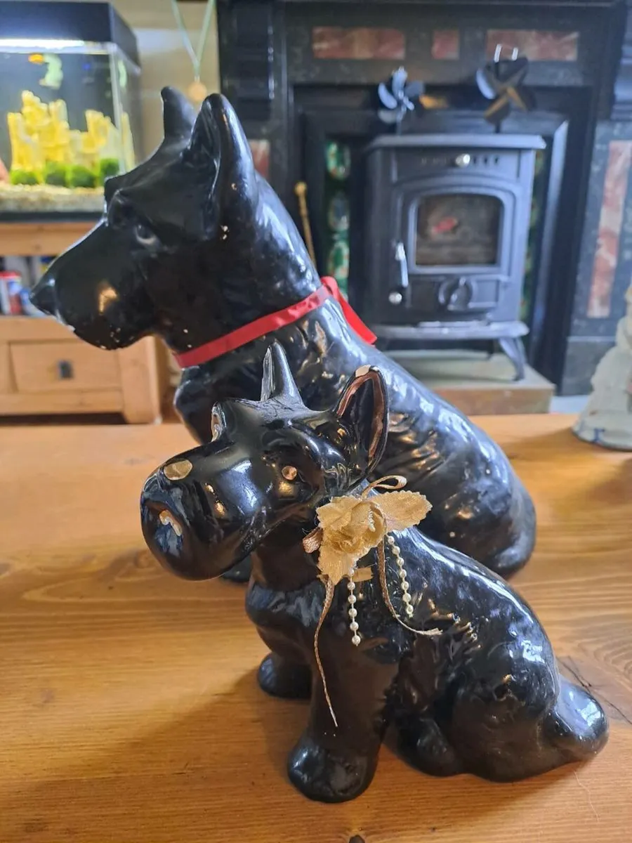 Vintage Scottish Terrier figurines - Image 2