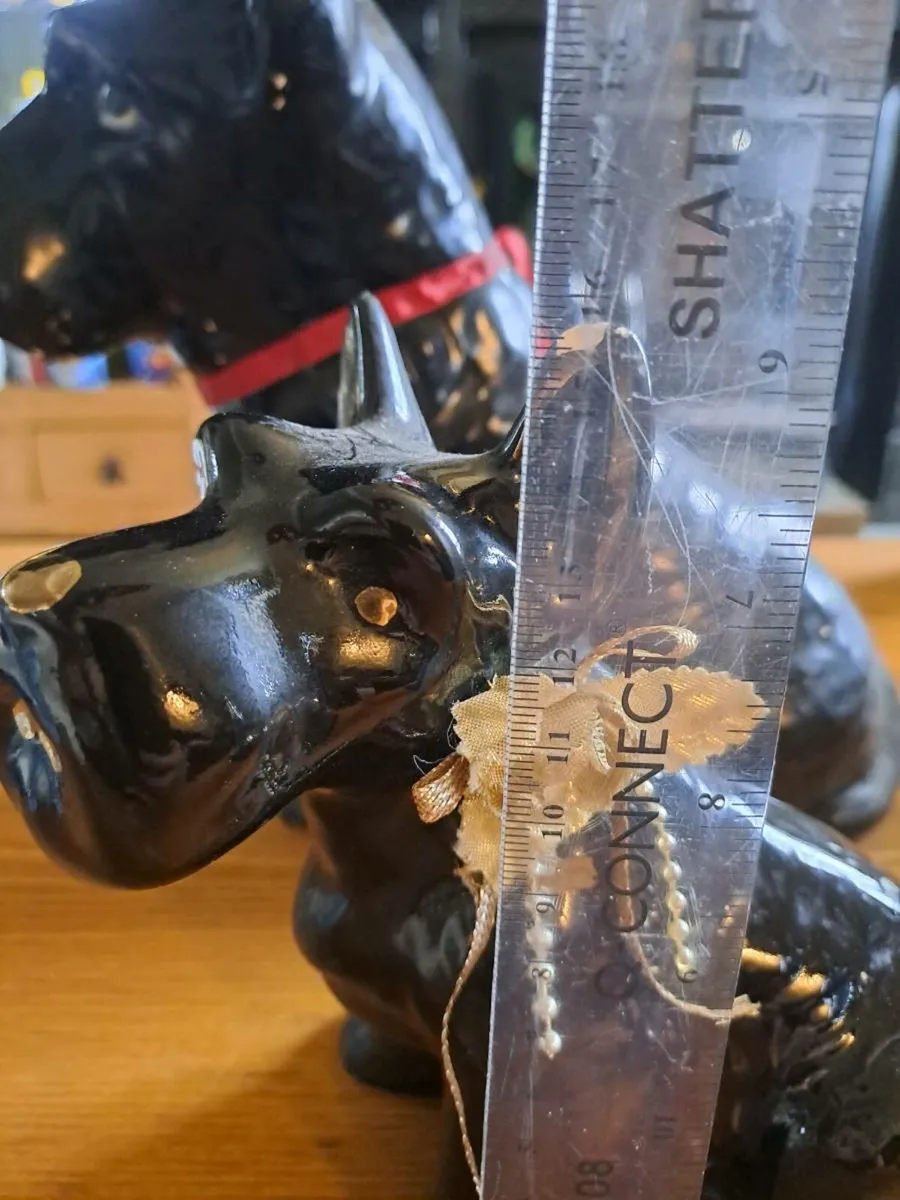 Vintage Scottish Terrier figurines - Image 4