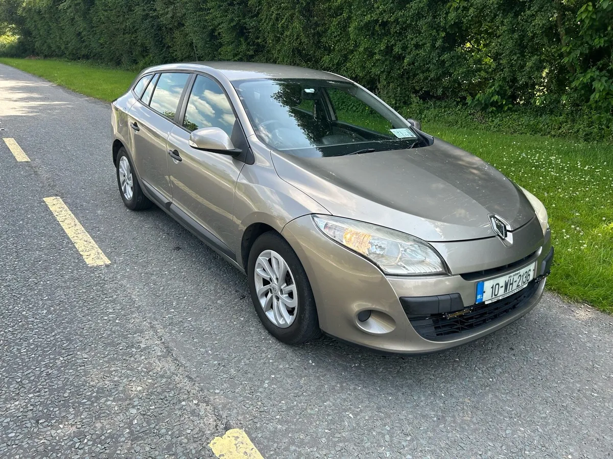 Renault Megane 2010 - Image 2