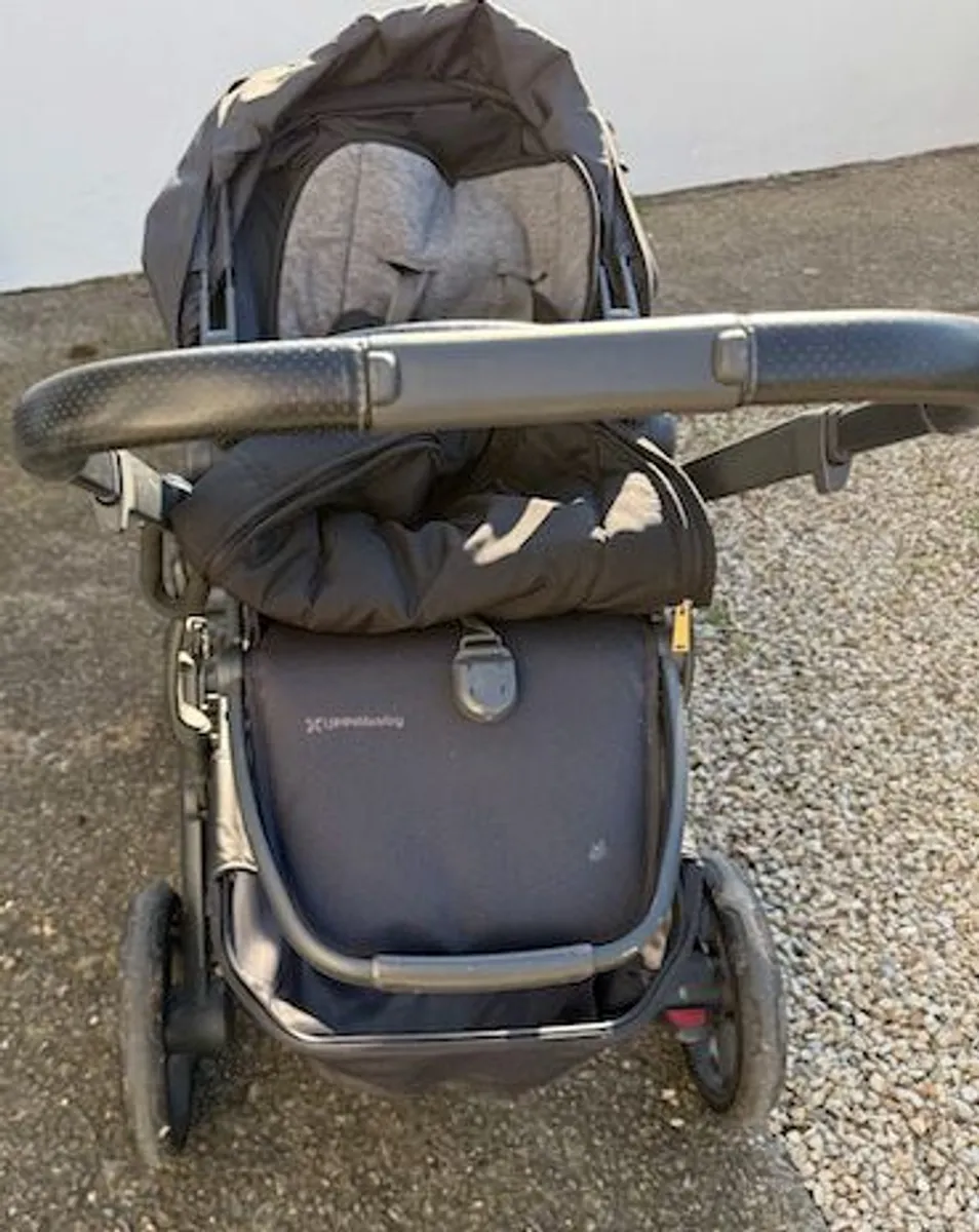 Uppa Baby Vista 2 Buggy and Pram - Image 4