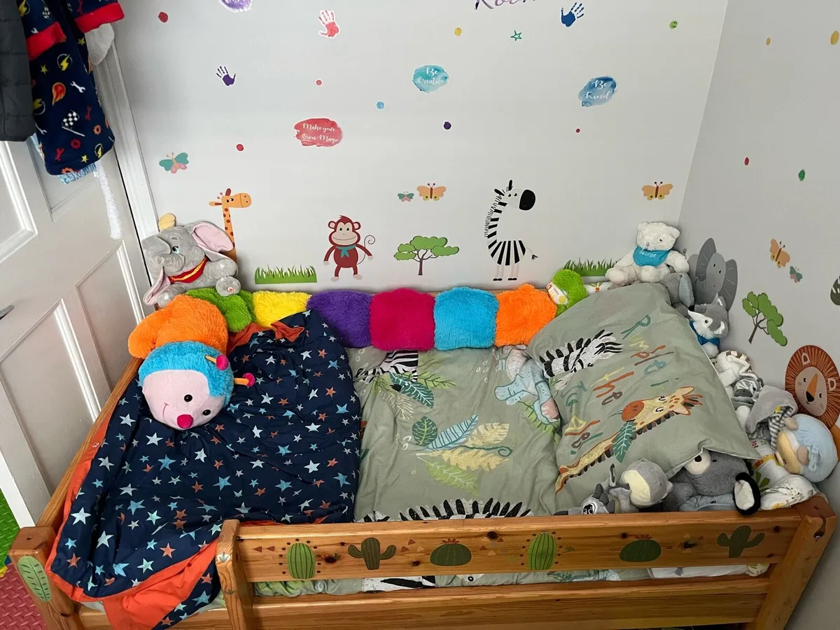 Kids bed