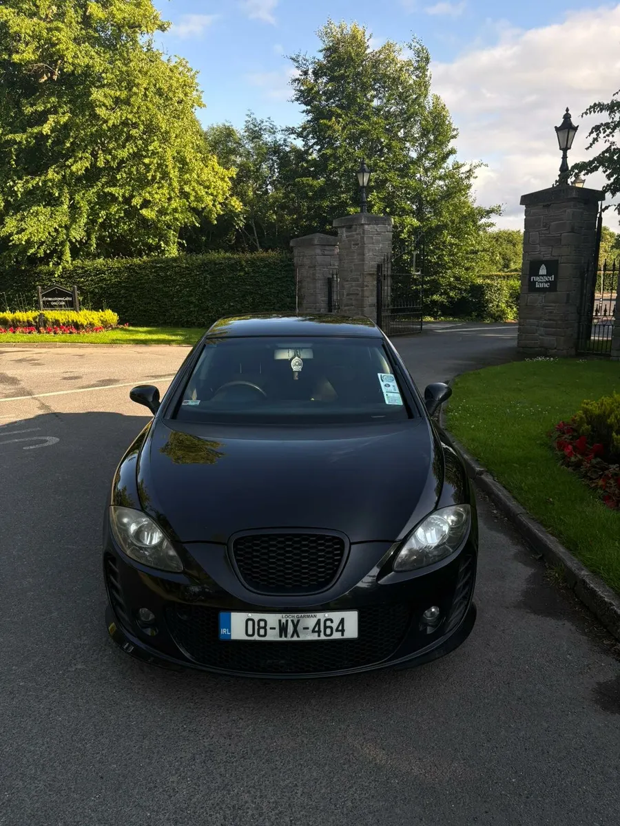 Seat Leon 1.9 TDI *Low Genuine Mileage* - Image 2