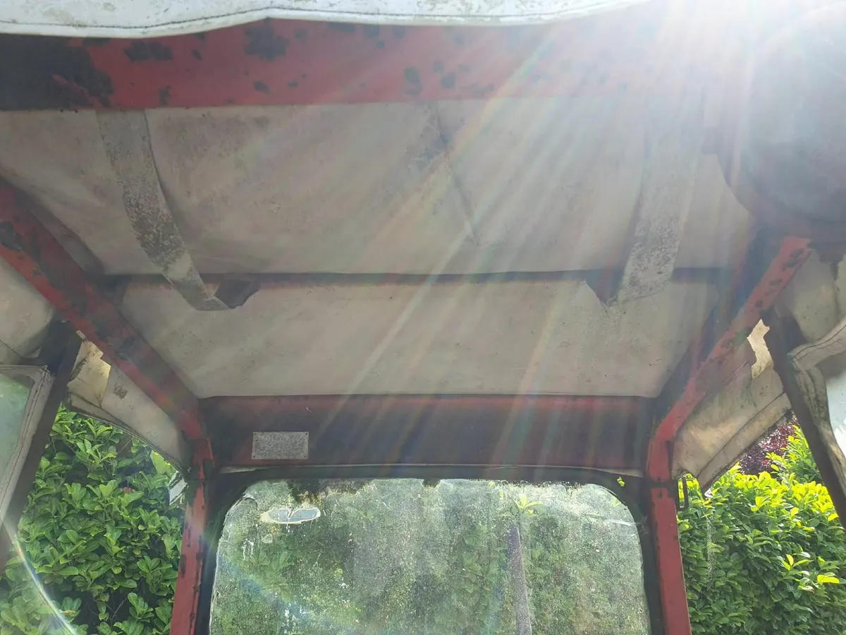 Cab to fit massey 100 series massey ferguson - Image 1