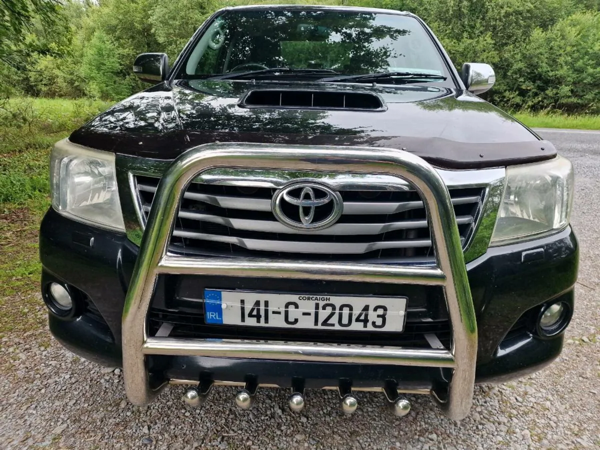Toyota Hilux - Image 3