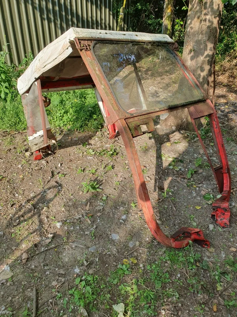 Cab to fit massey 100 series massey ferguson - Image 4