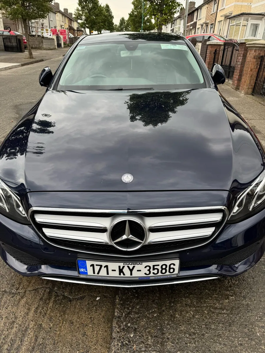 Mercedes E220d SE Auto - Image 3