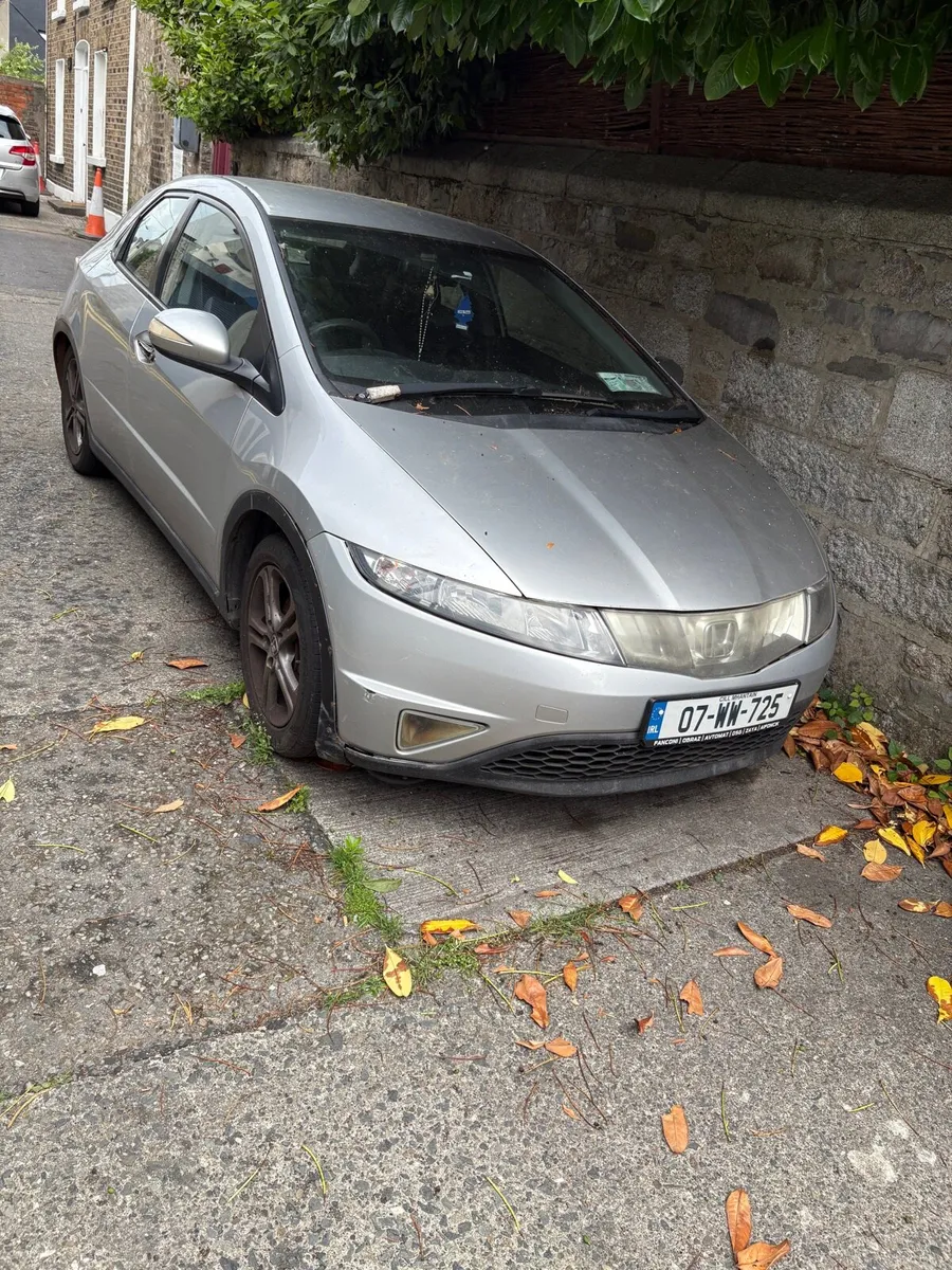 Honda civic - Image 1