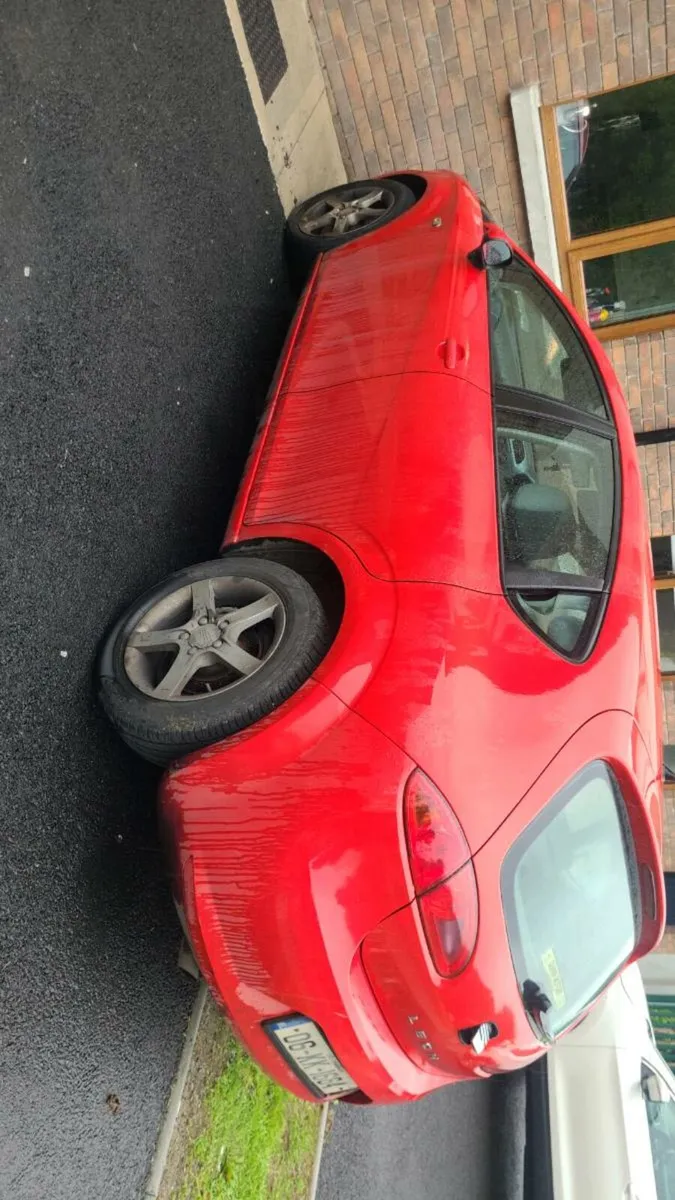 Seat Leon - Image 2