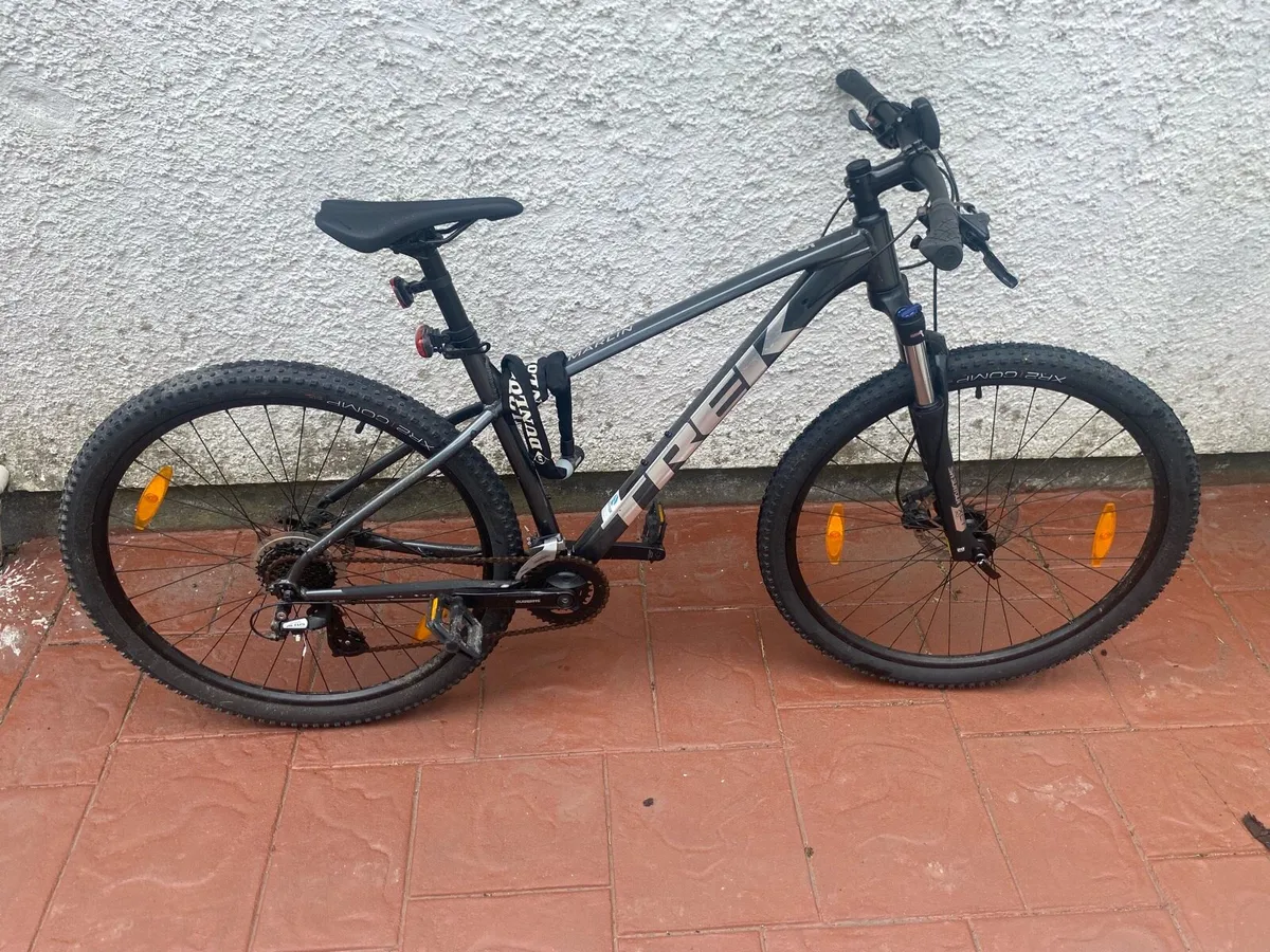 Trek Marlin 5 - Image 1