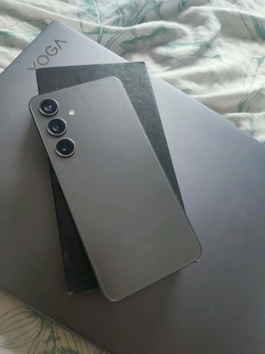 Samsung S24 - Image 2