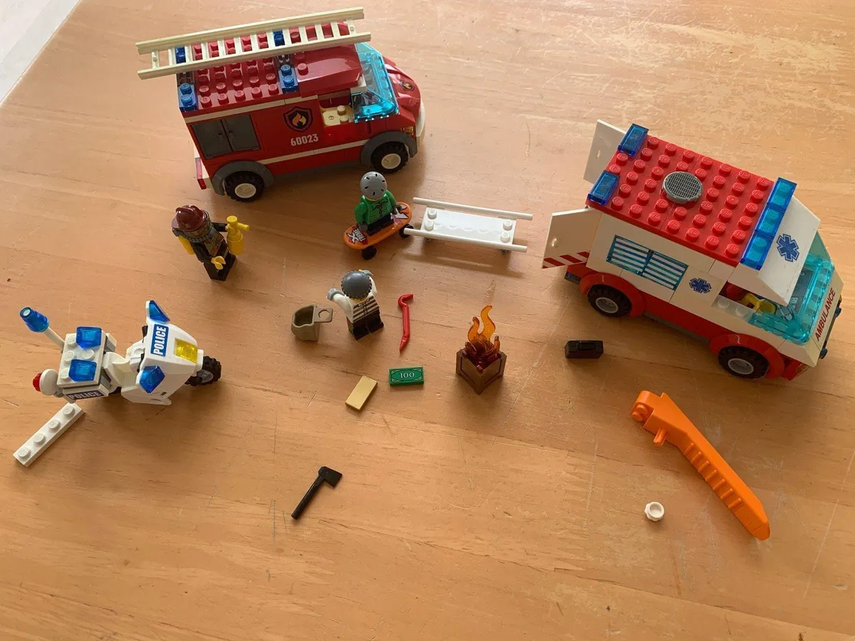 Lego City starter set 60023 - Image 2