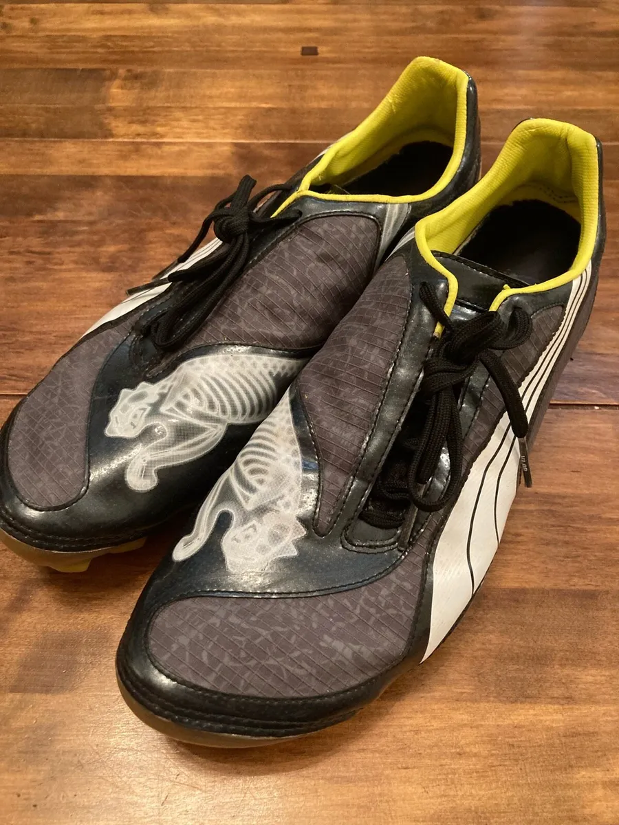 Puma V1.08 Tricks i (super rare football boots) - Image 1