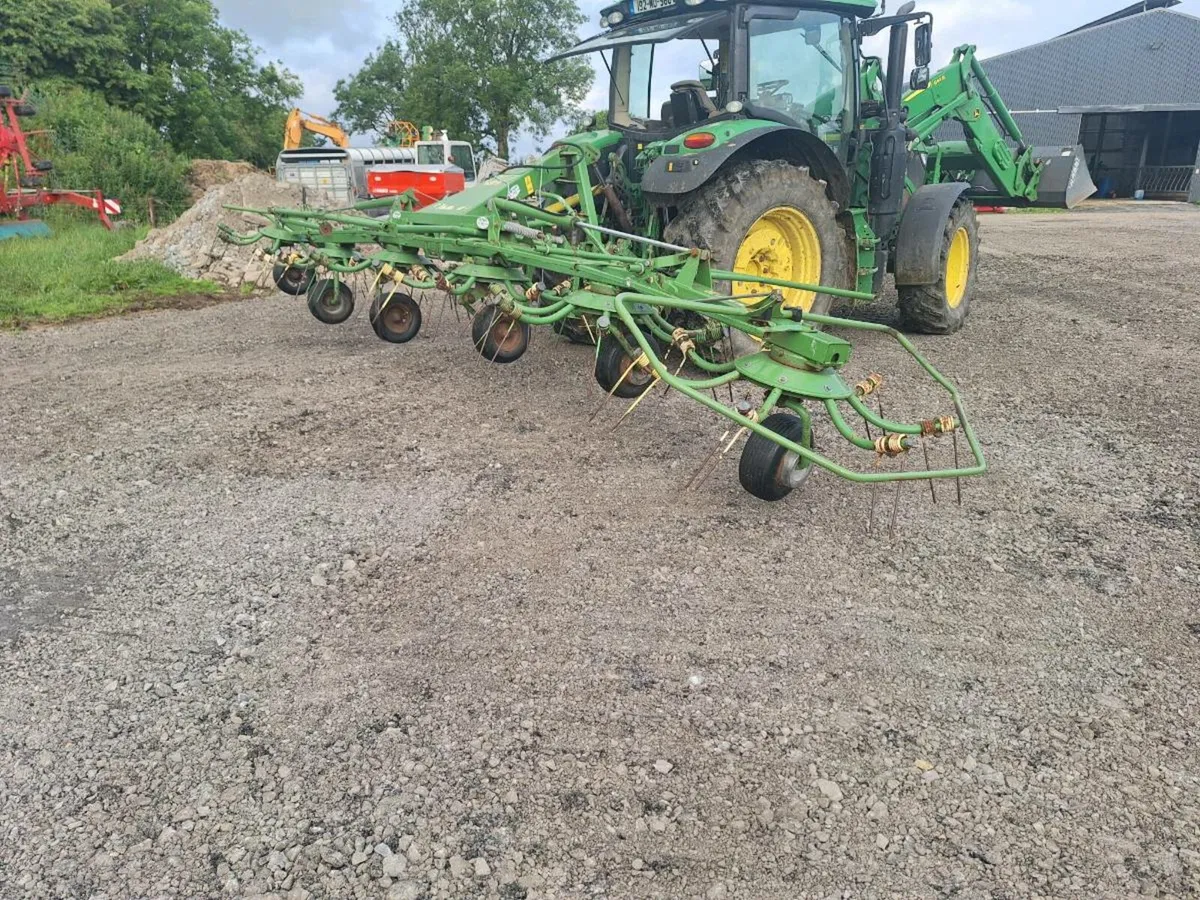 Krone 6 rotor tedder - Image 1