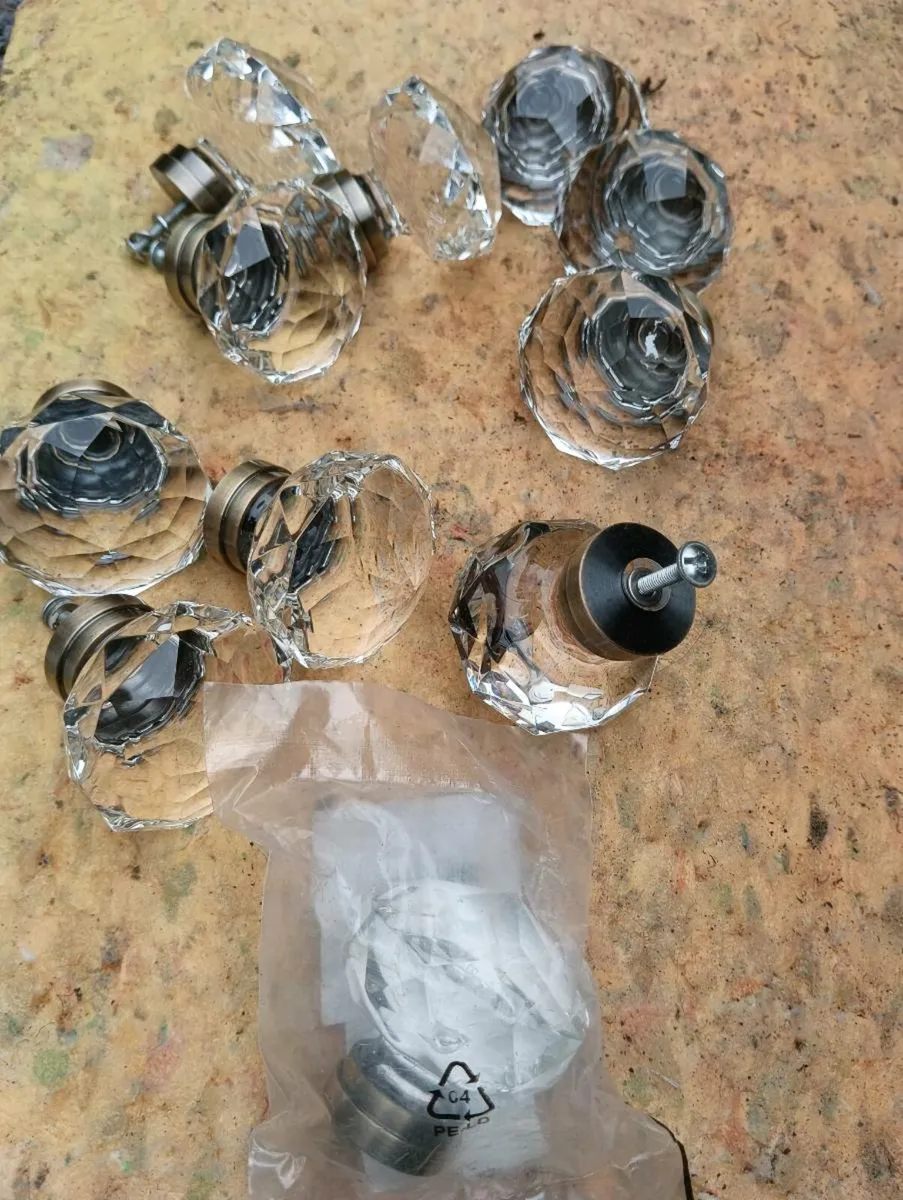 12 NEW dressing table glass ,chrome knobs - Image 2