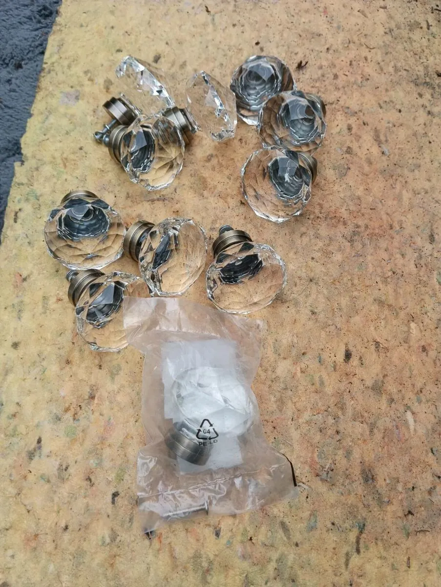 12 NEW dressing table glass ,chrome knobs - Image 3