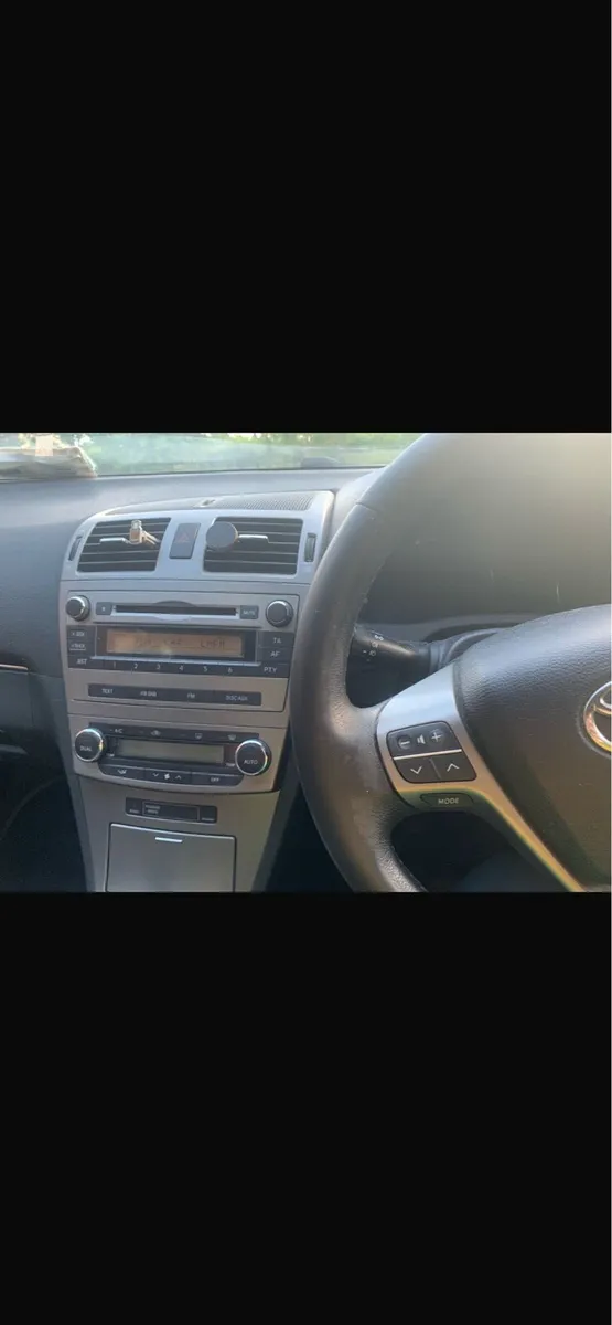 Toyota avensis - Image 3
